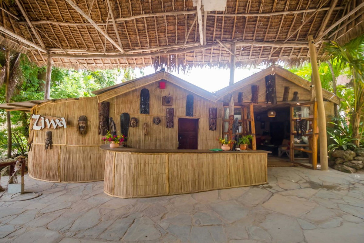 Ziwa Beach Resort, Kenya