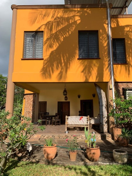 Lions Home, Diani Beach, Kenya