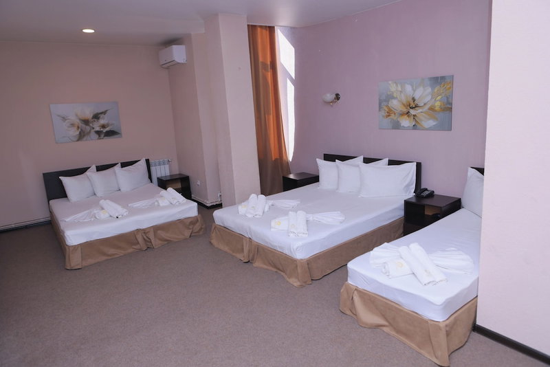 Richmind Hotel, Ecmiadzin, Armenia