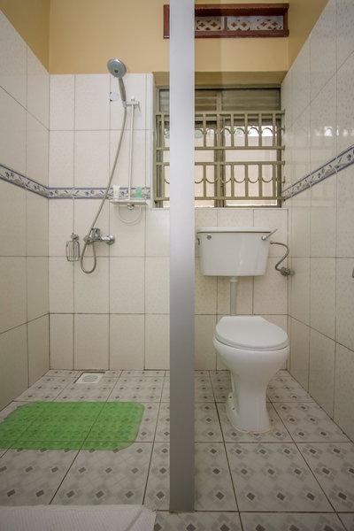 Tuzza Hotel, Bushenyi, Uganda