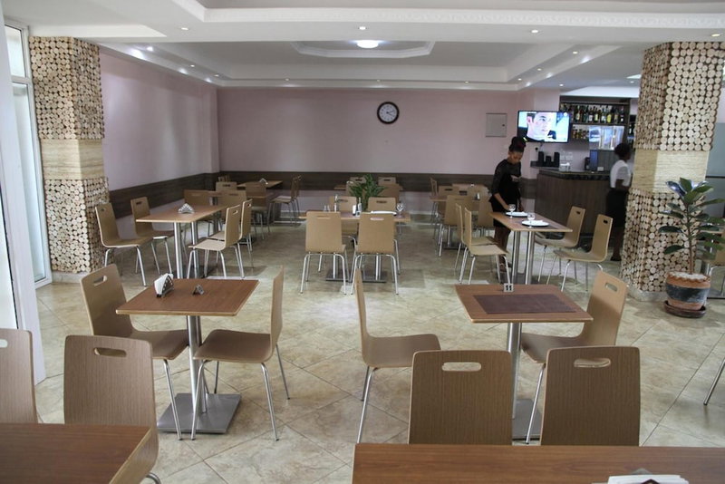 Namayiba Park Hotel, Kampala, Уганда