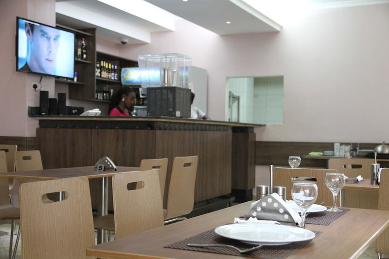 Namayiba Park Hotel, Kampala, Уганда