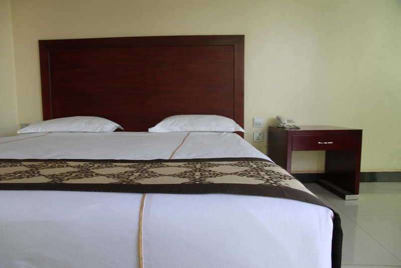 Namayiba Park Hotel, Kampala, Уганда