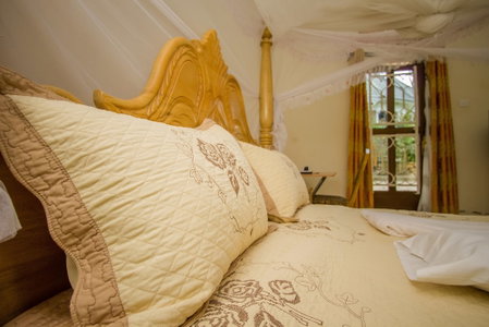 Trek Savannah Hotel, Ntungamo, Uganda