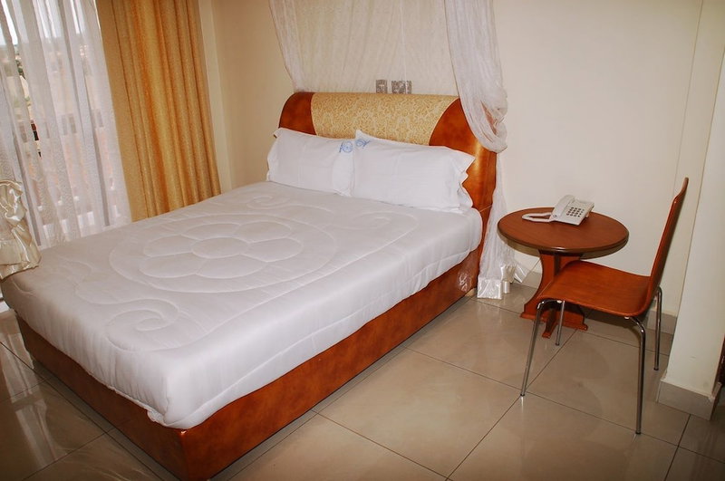 Hotel Jfrigh, Kampala, Уганда