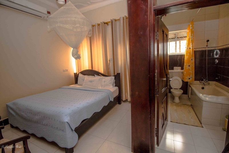 Innophine Hotel 790, Entebbe, Uganda