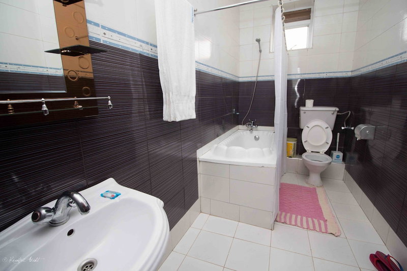 Innophine Hotel 790, Entebbe, Uganda