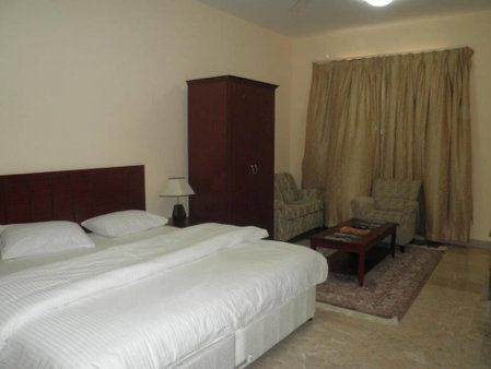 Hamasa Plaza Hotel and Apartments, Al Buraymi, Оман