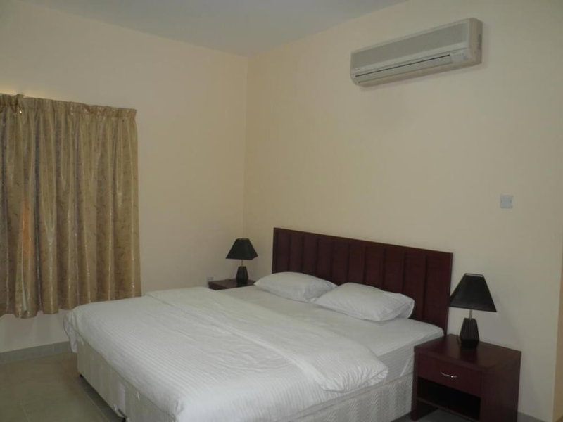 Hamasa Plaza Hotel and Apartments, Al Buraymi, Оман