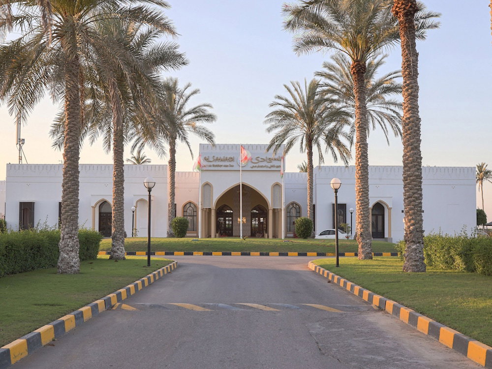CAPITAL O133 Al Sawadi Beach Resort & Spa, Oman
