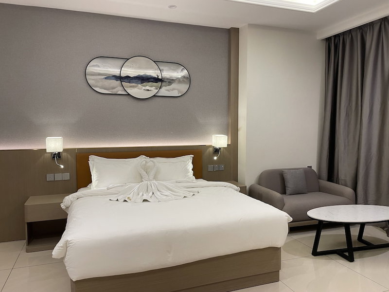 Season Inn Hotel, Seeb, Oman