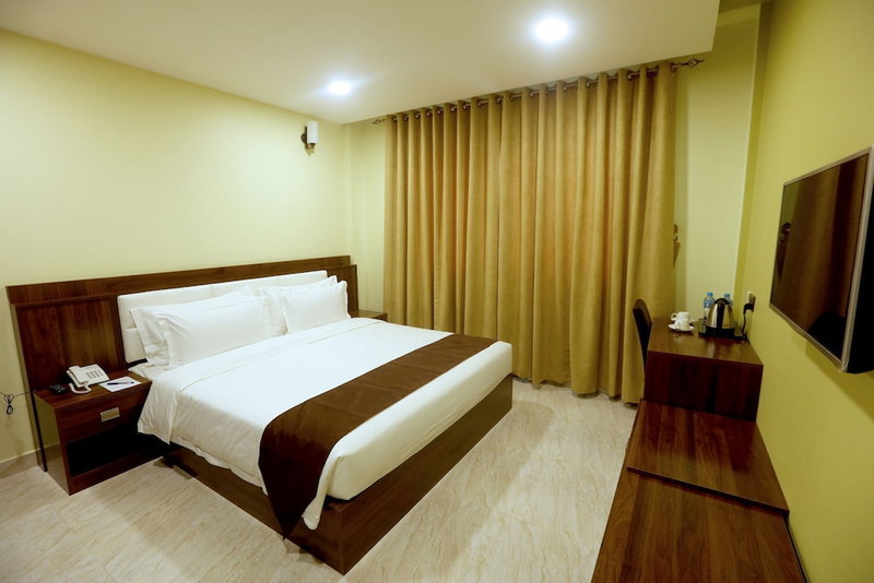 Golden Crown Hotel Alseeb Muscat, Seeb, Oman