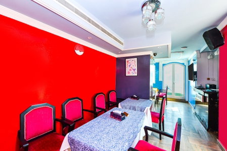 OYO 137 Marina Hotel, Muscat, Oman