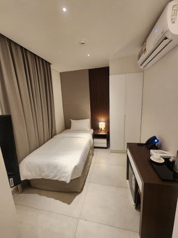 Al Raha Hotel, Muscat, Oman