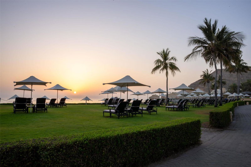 DoubleTree By Hilton Muscat Al Waha, Muscat, Оман