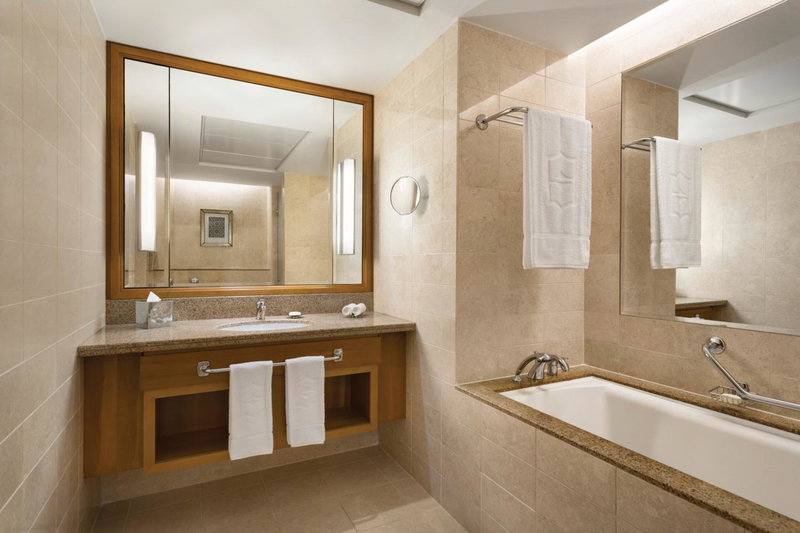 DoubleTree By Hilton Muscat Al Waha, Muscat, Оман