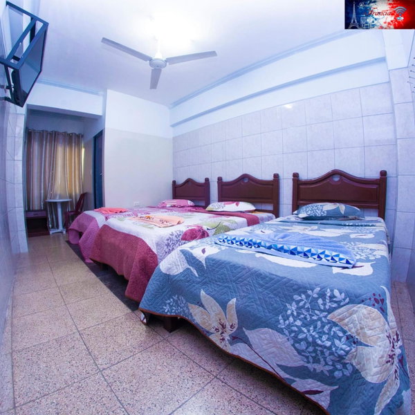 Residencial Francia, Santa Cruz de la Sierra, Bolivia