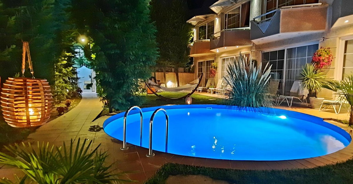 Aloha Apartments with pool, North Macedonia
