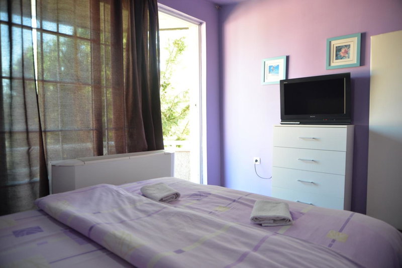 Aloha Apartments with pool, Skopje, North Macedonia