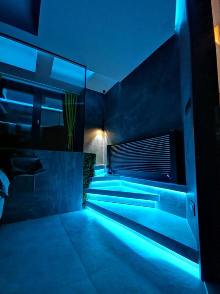 PentLux - SPA Penthouse in the heart of Skopje, Skopje, North Macedonia