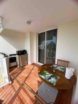 Studio paisible avec piscine, pas loin de la plage, La Trinité, Martinique