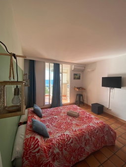 Studio paisible avec piscine, pas loin de la plage, La Trinité, Martinique