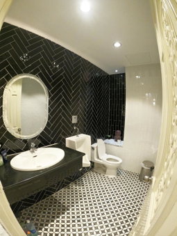 Dinh Phat Hotel, Nha Be, Vietnam