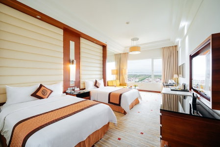 Royal Halong Hotel, Ha Long, Vietnam