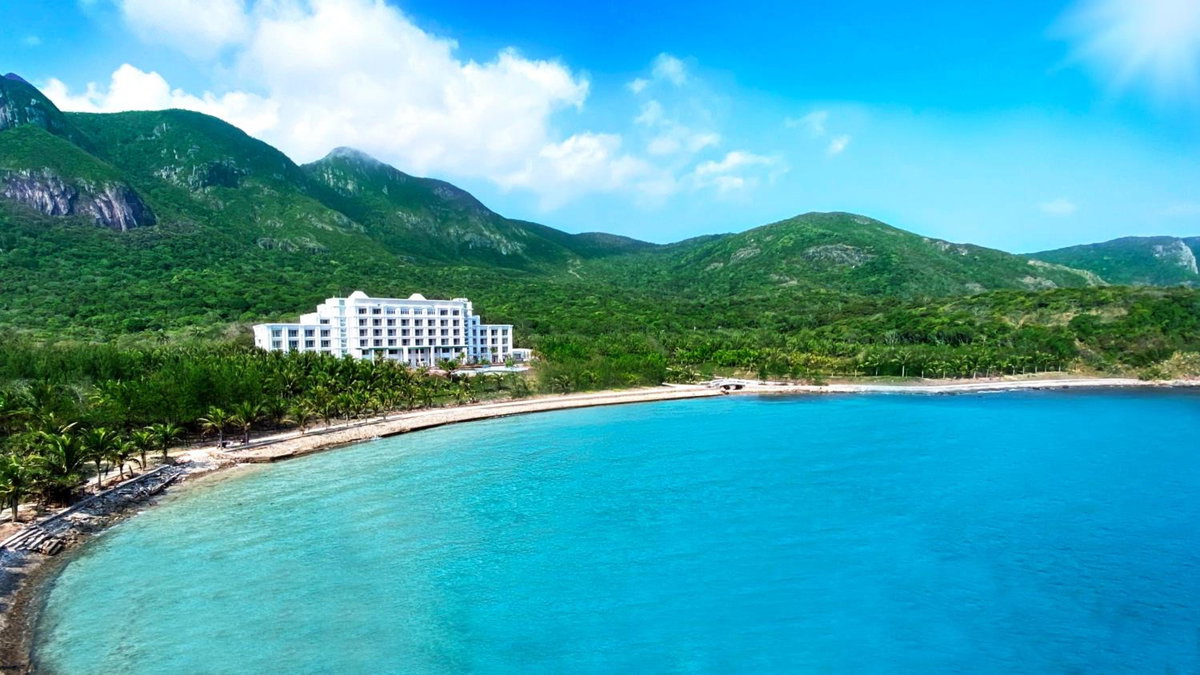 Orson Hotel & Resort Private Beach Con Dao - Snorkeling Turtle Release Tour, Vietnam