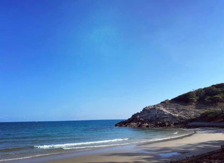 Orson Hotel & Resort Private Beach Con Dao - Snorkeling Turtle Release Tour, Con Dao, Vietnam