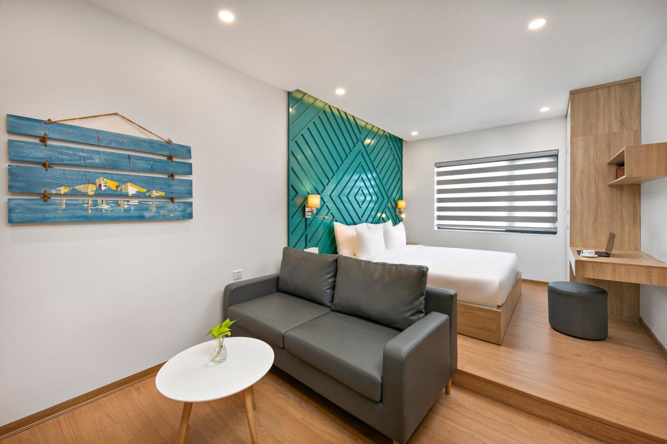 Dolphin Hotel and Apartment, Đà Nẵng, Việt Nam