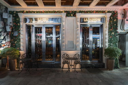 La Passion Premium Cau Go, Hanoi, Vietnam