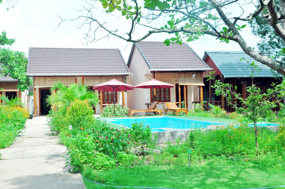 Hotel · Thuy Van Bungalow, Duong GJong