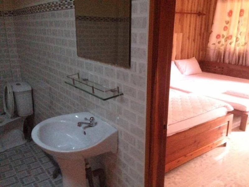 Thuy Van Bungalow, Duong GJong, Vietnam