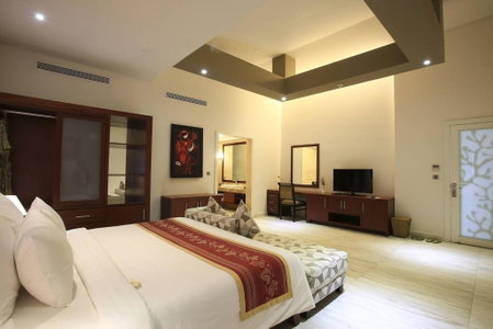 Olalani Resort & Condotel, Da Nang, Vietnam