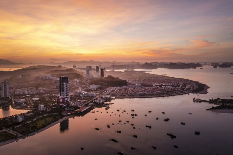 Radisson Blu Hotel, Ha Long Bay, Ha Long, Vietnam