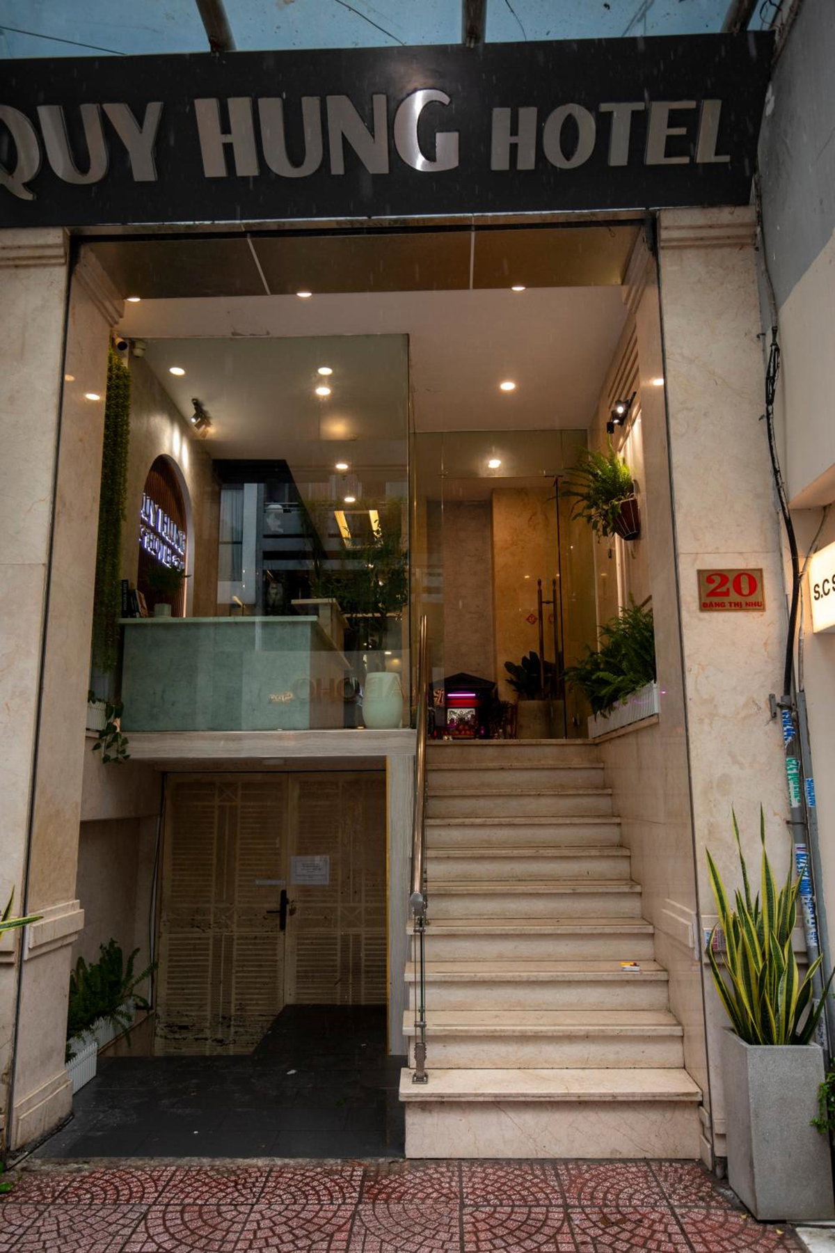 Hotel · Quy Hung Hotel And Spa Central, Nha Be