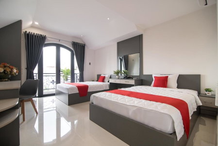 Bin Bin Hotel 7 - Near TON DUC THANG University, Nha Be, Vietnam