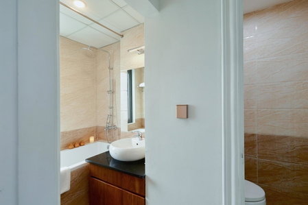 The Bloom Classic - An Excellent Blend of Cozy Living and Urban Relaxation, Hà Nội, Việt Nam