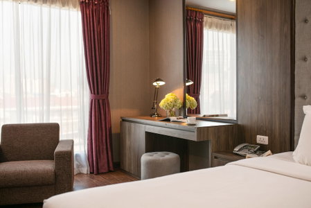 Sen Luxury Hotel, Hà Nội, Việt Nam