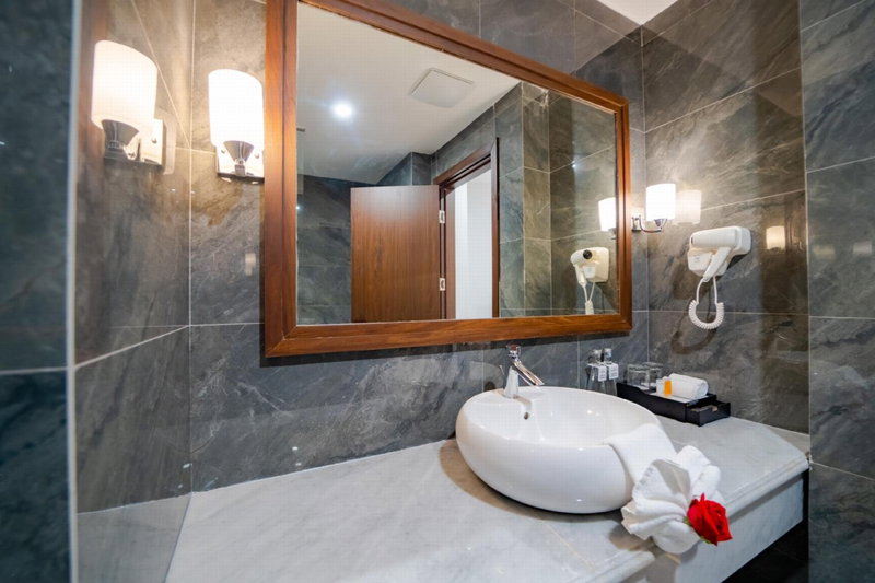 Paddington Hotel Halong Bayview, Ha Long, Vietnam