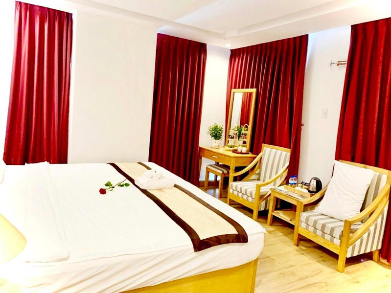 Nhat Linh Hotel & Suites Da Nang, Da Nang, Vietnam