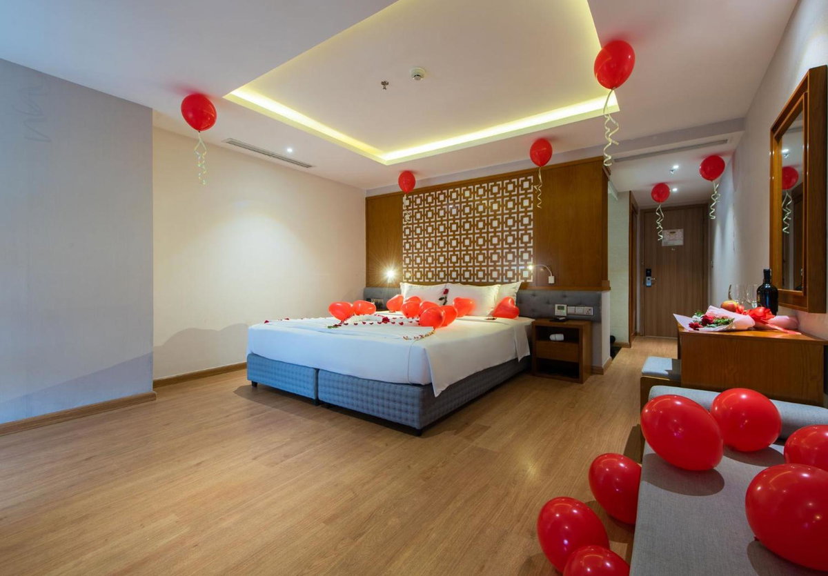 Le's Cham Hotel, Вьетнам