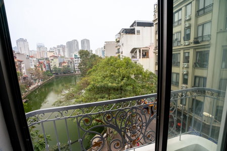Granda Lake View Hotel & Apartment, Hanoi, Vietnam