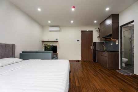 Granda Lake View Hotel & Apartment, Hanoi, Vietnam