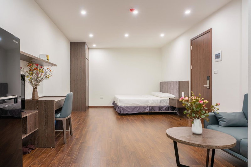 Granda Lake View Hotel & Apartment, Hanoi, Vietnam
