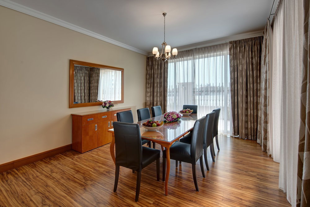 J5 Villas Holiday Homes - Barsha Gardens, Emirats Arabes Unis