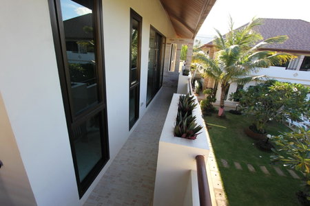 Babylon Pool Villas, Ban Chalong, Thailand
