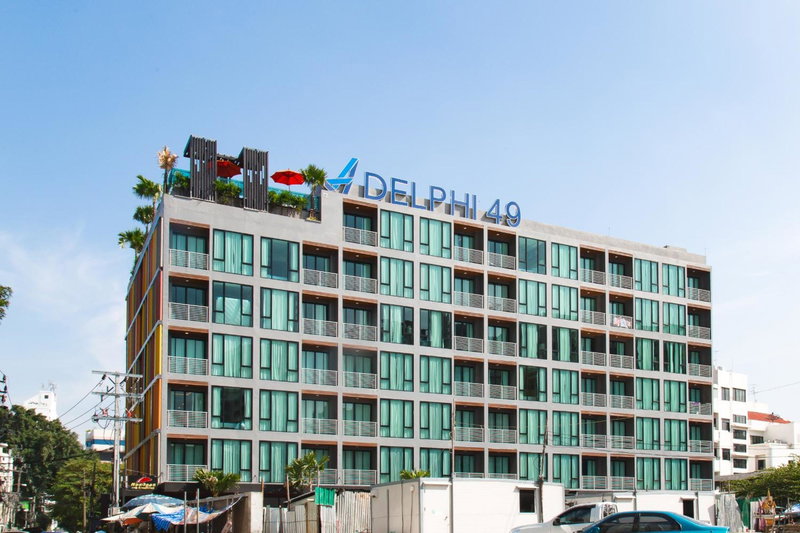 Adelphi Forty-Nine, Makkasan, Thailand