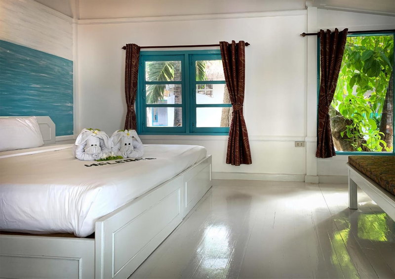 Sand Sea Beach Resort, Ko Samui, Thailand